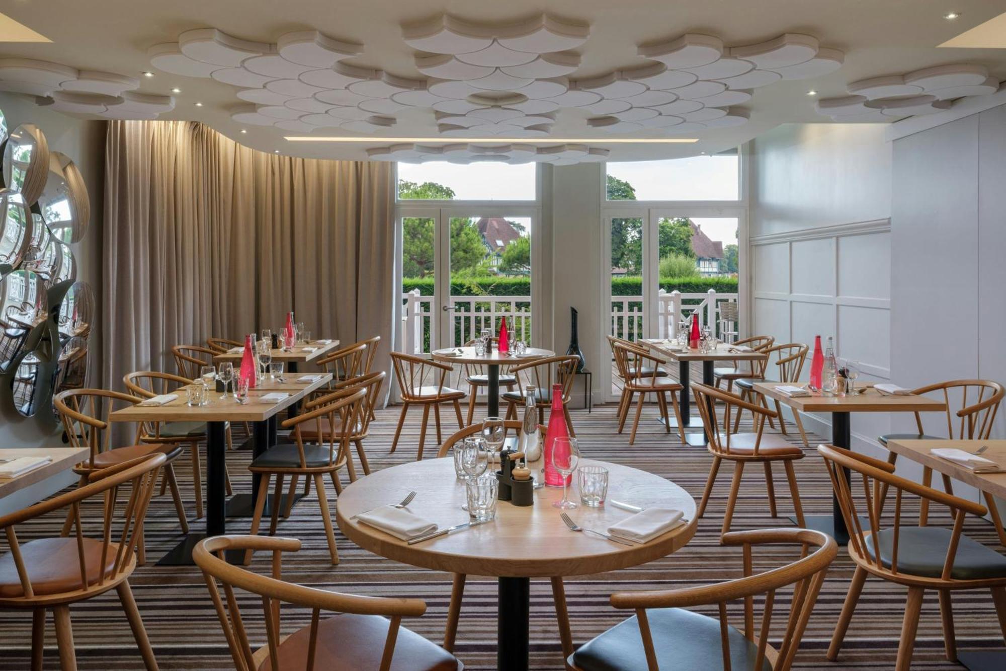 Renaissance Paris Hippodrome De St. Cloud Hotel Rueil-Malmaison Luaran gambar